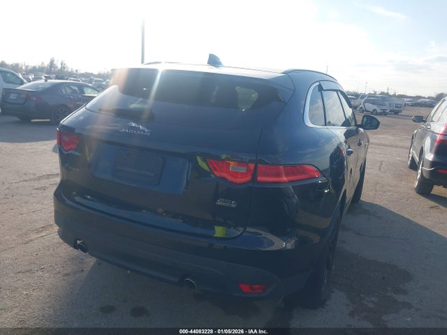 2018 JAGUAR F-PACE SADCK2FX2JA269155 Photo 3