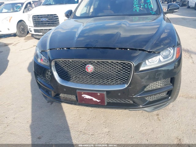 2018 JAGUAR F-PACE SADCK2FX2JA269155 Photo 5