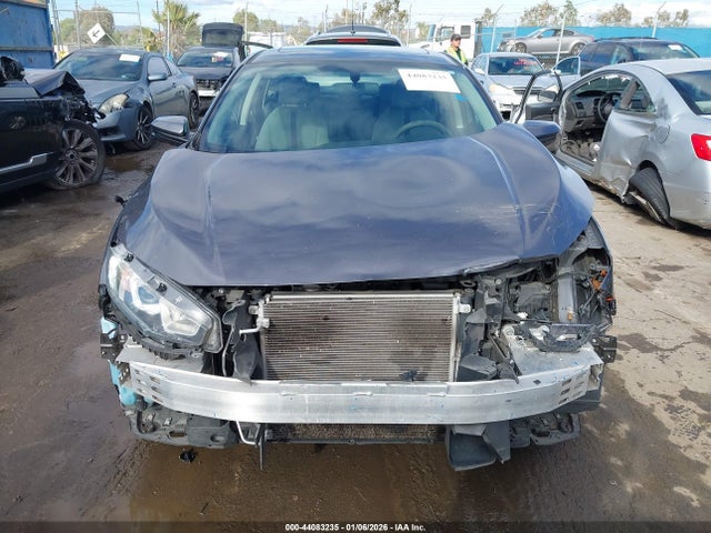 2HGFC2F70JH512146 Honda CIVIC EX