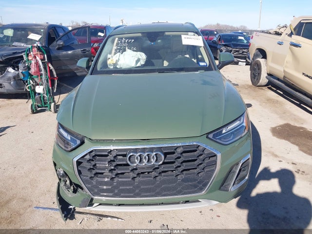 2024 Audi Q5 Premium Plus 45 Tfsi S Line Quattro მანქანა იყიდება აუქციონზე, vin: WA1EAAFY8R2037055, აუქციონის ნომერი: 44083243