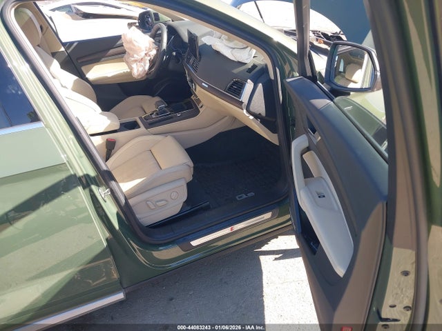 2024 AUDI Q5 WA1EAAFY8R2037055 Photo 4