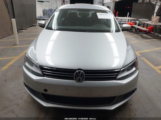 Продаж на аукціоні авто 2013 Volkswagen Jetta 2.5l Se, vin: 3VWBX7AJ9DM399978, номер лоту: 44083265