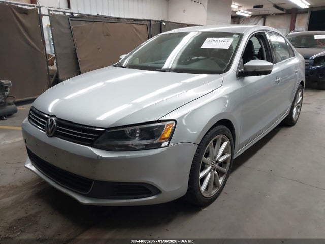 Продаж на аукціоні авто 2013 Volkswagen Jetta 2.5l Se, vin: 3VWBX7AJ9DM399978, номер лоту: 44083265