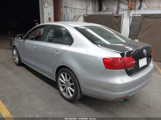 Продаж на аукціоні авто 2013 Volkswagen Jetta 2.5l Se, vin: 3VWBX7AJ9DM399978, номер лоту: 44083265