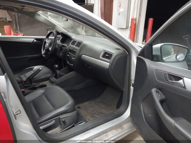 Продаж на аукціоні авто 2013 Volkswagen Jetta 2.5l Se, vin: 3VWBX7AJ9DM399978, номер лоту: 44083265