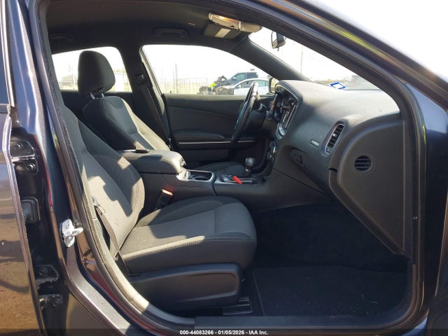 Продажа на аукционе авто 2017 Dodge Charger Se Rwd, vin: 2C3CDXBG1HH635101, номер лота: 44083266
