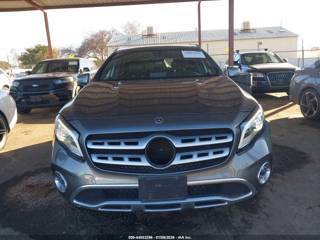 WDCTG4EB1LJ672877 Mercedes-Benz GLA 250