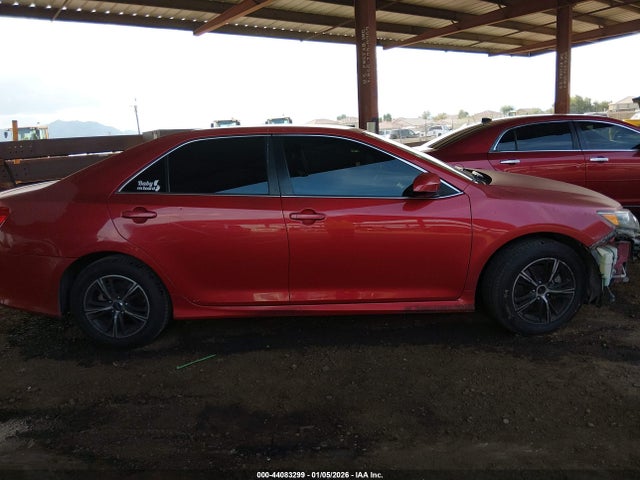 4T1BF1FK4EU835777 Toyota CAMRY SE
