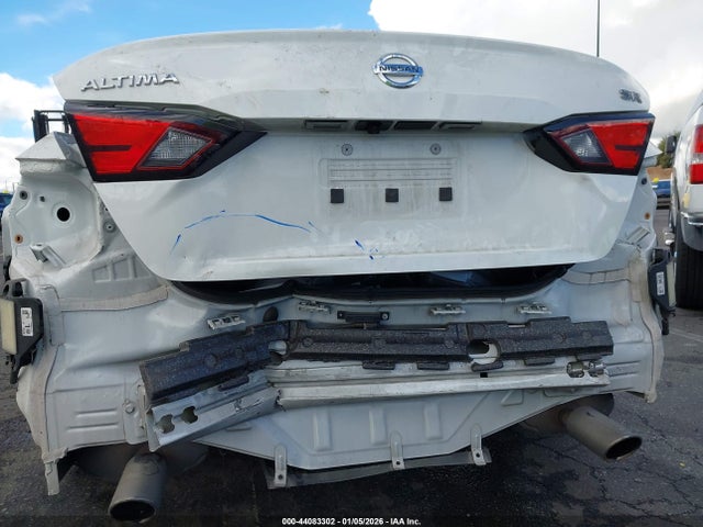 1N4BL4CV3NN367571 Nissan Altima Sr Fwd