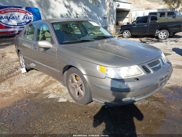 2002 SAAB 9-5 YS3ED49Z223028265 Photo 0