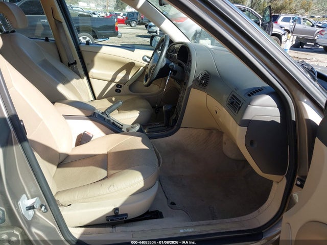2002 SAAB 9-5 YS3ED49Z223028265 Photo 4