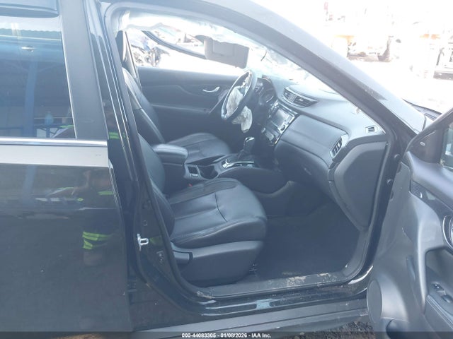 5N1AT2MV7HC807098 Nissan Rogue Sl