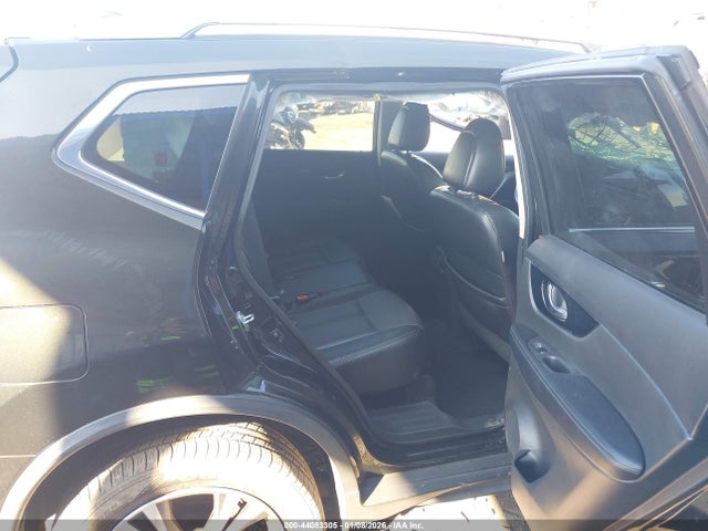 5N1AT2MV7HC807098 Nissan Rogue Sl