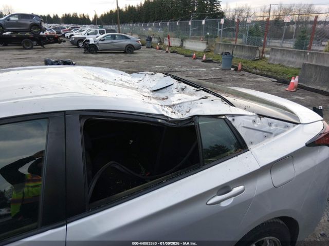 2022 TOYOTA PRIUS JTDKAMFU1N3159977 Photo 5