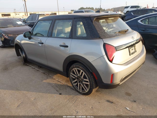 2025 MINI HARDTOP WMW53GD08S2W45886 Photo 2