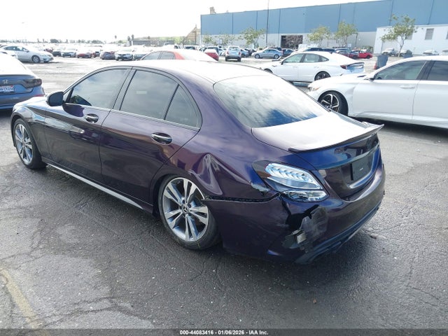 55SWF4JB3JU235445 Mercedes-Benz C 300
