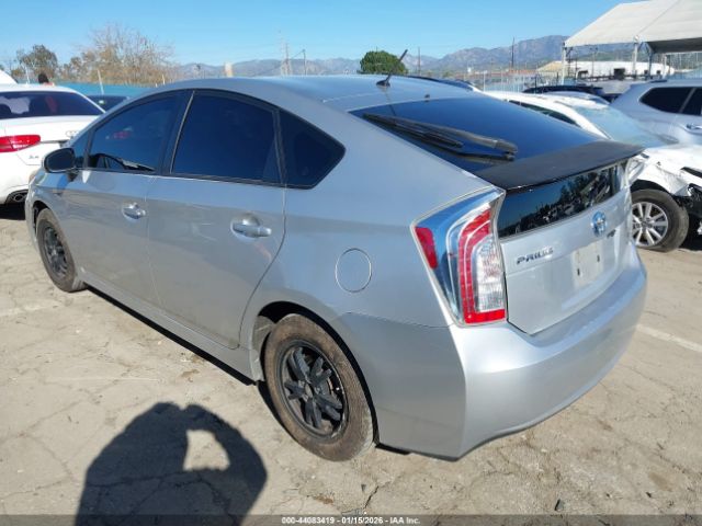 2013 TOYOTA PRIUS JTDKN3DU3D1726332 Photo 2