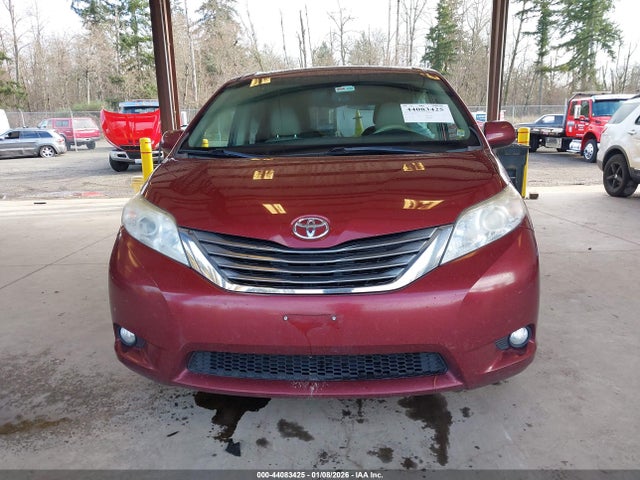 Toyota Sienna Xle 7 Passenger 2014 5TDDK3DC0ES094161 Image 11