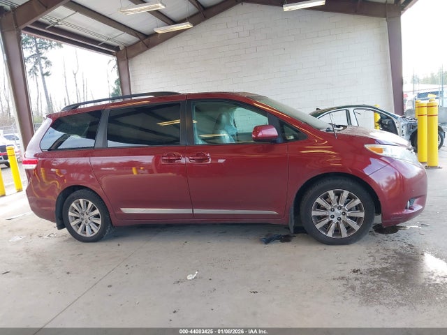 Toyota Sienna Xle 7 Passenger 2014 5TDDK3DC0ES094161 Image 12