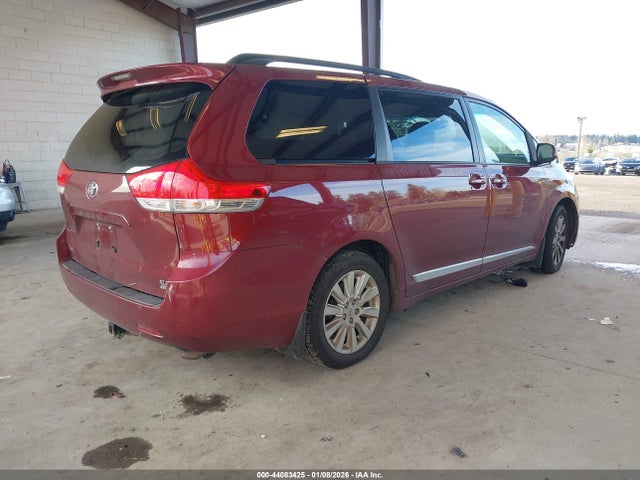 Toyota Sienna Xle 7 Passenger 2014 5TDDK3DC0ES094161 Image 4