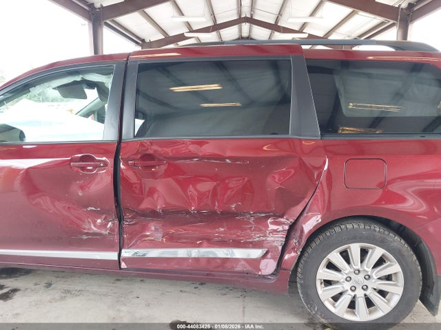 Toyota Sienna Xle 7 Passenger 2014 5TDDK3DC0ES094161 Image 6