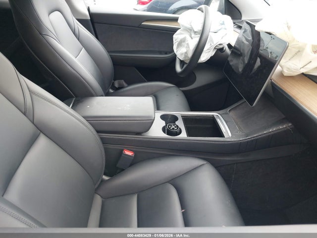 Продажа на аукционе авто 2023 Tesla Model Y, vin: 7SAYGDEE8PA055656, номер лота: 44083429