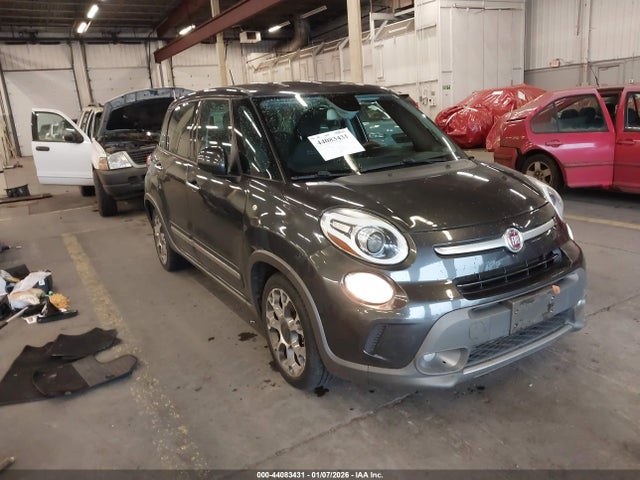 2014 FIAT 500L ZFBCFADH1EZ010849 Photo 0