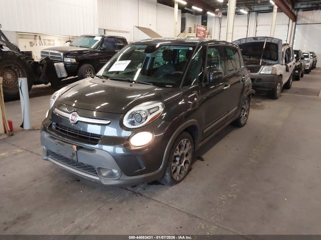 2014 FIAT 500L ZFBCFADH1EZ010849 Photo 1