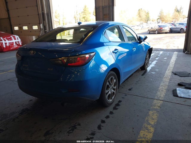 3MYDLBYV7KY514152 Toyota Yaris Xle