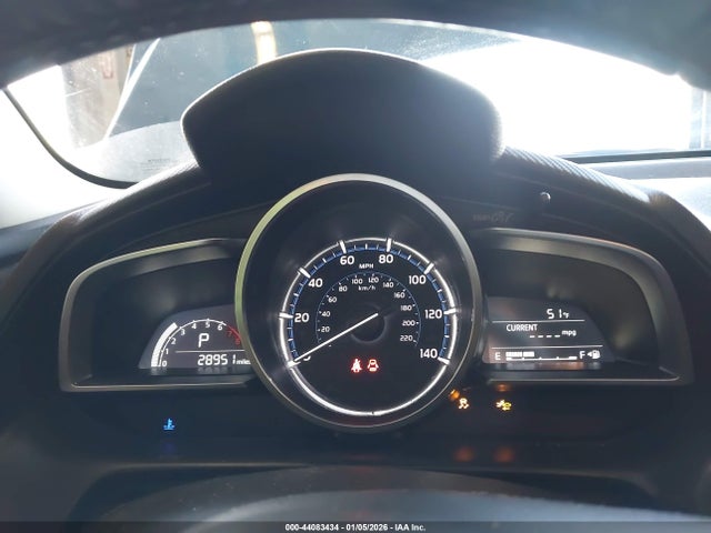 3MYDLBYV7KY514152 Toyota Yaris Xle