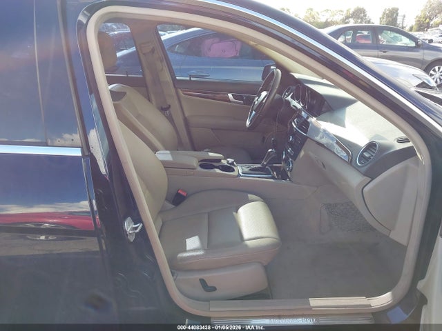 WDDGF4HBXEG224245 Mercedes-Benz C-class C 250 Sport