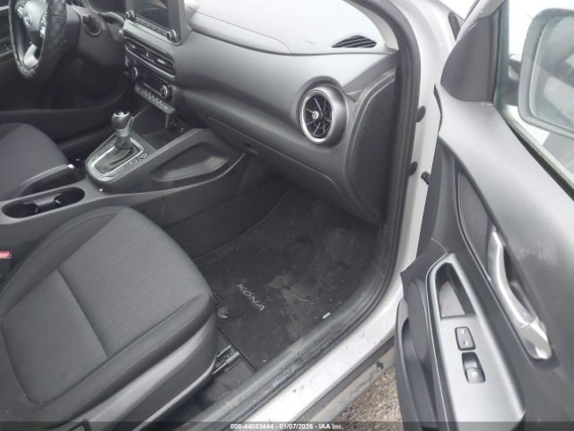 2022 HYUNDAI KONA KM8K3CAB0NU911510 Photo 4