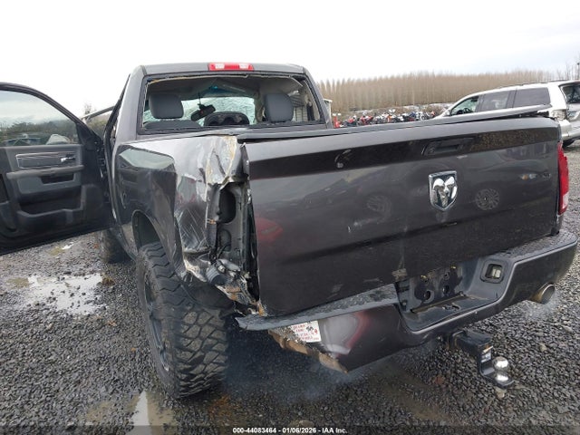 3C6JR7AT5GG154583 RAM 1500 Express