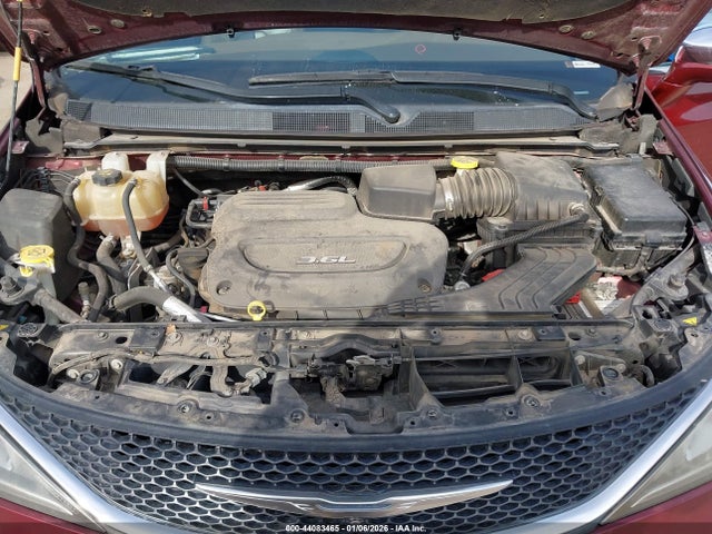 2C4RC1GG7HR633331 Chrysler Pacifica Limited