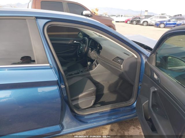 2019 VOLKSWAGEN JETTA 3VWE57BU2KM089521 Photo 4