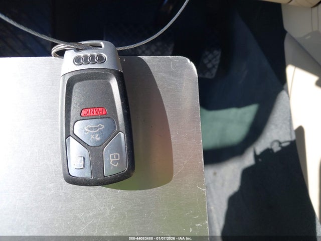 2019 AUDI A4 WAUGMAF4XKN007138 Photo 10