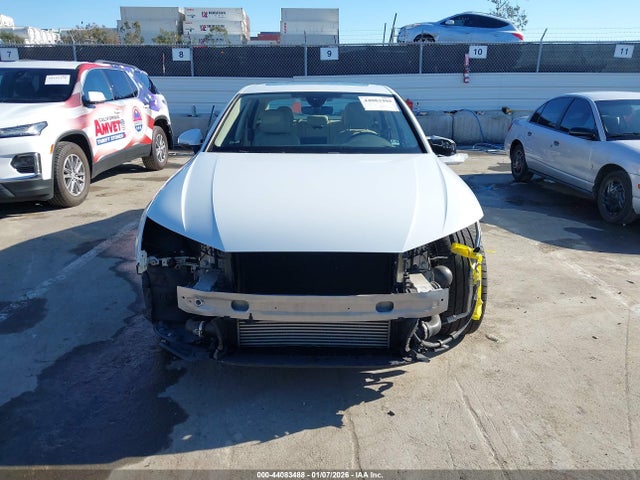 Audi A4 40 Premium/40 Titanium Premium 2019 WAUGMAF4XKN007138 Image 13