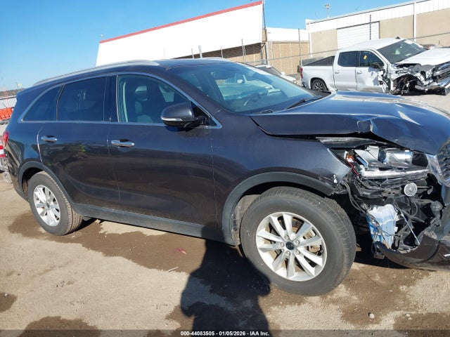 Продажа на аукционе авто 2019 Kia Sorento 2.4l Lx, vin: 5XYPG4A33KG529594, номер лота: 44083505