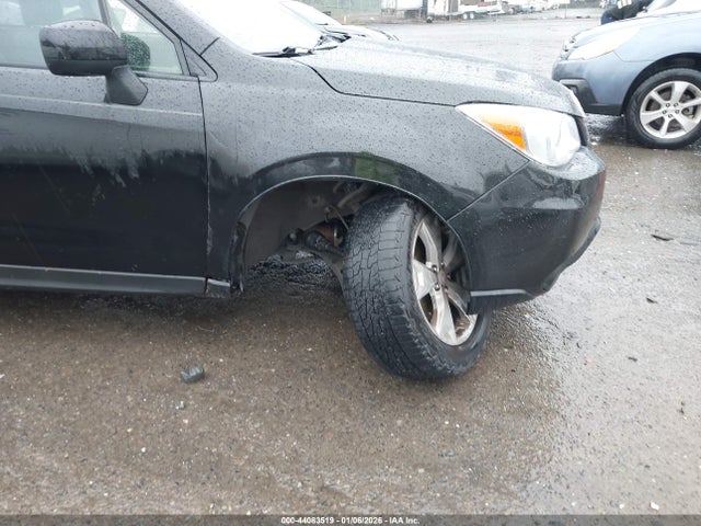 Subaru Forester 2.5i Premium 2016 JF2SJADC0GH531647 Image 6