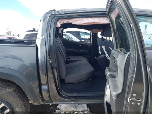 3TMCZ5ANXKM261100 Toyota Tacoma Trd Off Road