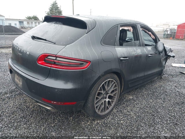 2018 PORSCHE MACAN WP1AA2A56JLB04210 Photo 3