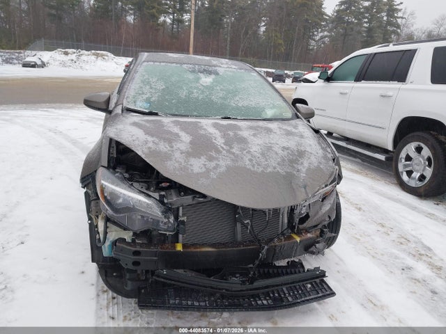 2T1BURHE0HC826379 Toyota COROLLA LE