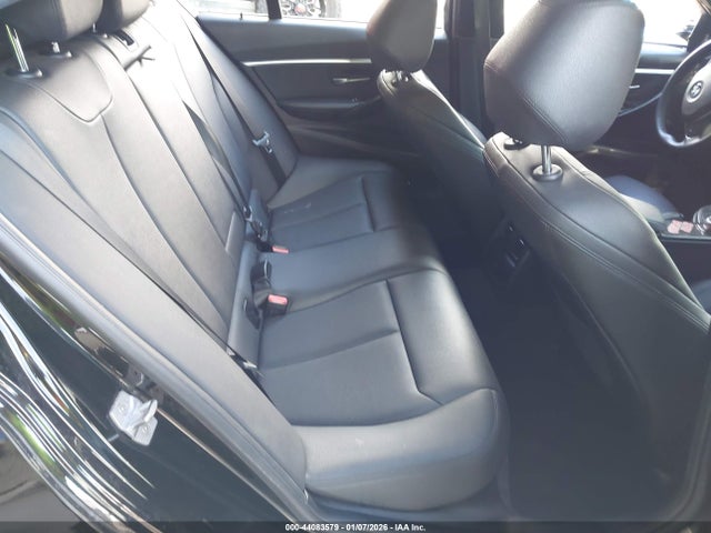 2018 BMW 330I WBA8B9C58JEE82732 Photo 7