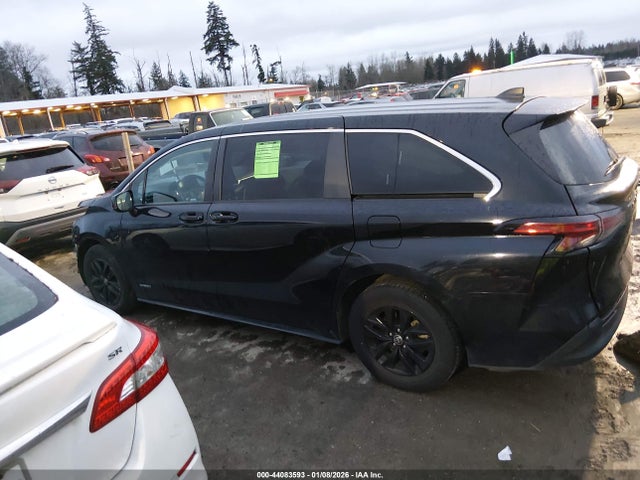 Toyota SIENNA LE 2021 5TDKRKEC2MS028978 Image 15