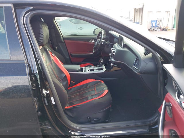 2018 KIA STINGER KNAE45LC1J6011257 Photo 4