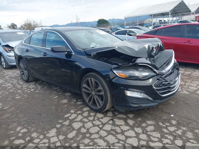 1G1ZD5ST6NF176032 Chevrolet Malibu Fwd Lt