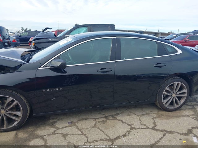 1G1ZD5ST6NF176032 Chevrolet Malibu Fwd Lt