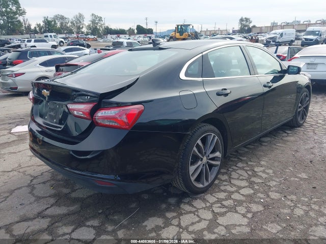1G1ZD5ST6NF176032 Chevrolet Malibu Fwd Lt