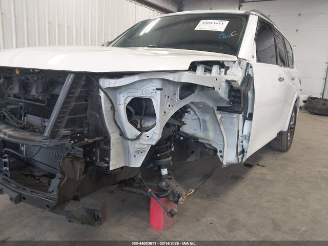 JN8AY2DA8M9370033 Nissan Armada Platinum 2wd