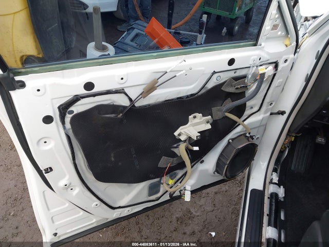 JN8AY2DA8M9370033 Nissan Armada Platinum 2wd